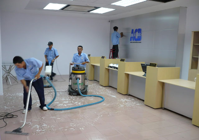 Dịch vụ cho thuê nhân viên vệ sinh tổng hợp | Cung Ứng Nhân Lực Chồi Xanh